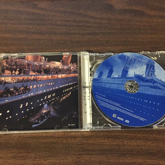 Titanic: Movie Soundtrack by James Horner CD, Nov-1997, Sony Music - Picture 3 of 4